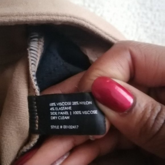 Club Monaco Tan Skinny Pants with Faux Leather Detailing - Picture 13 of 15